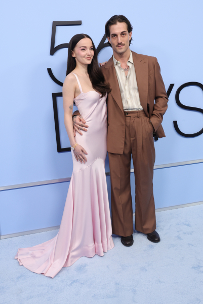 Clique para ver imagem em tamanho real
==============
maneskingallery_2837629.jpg maneskingallery_2837629.jpg