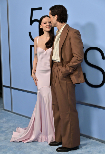 Clique para ver imagem em tamanho real
==============
maneskingallery_2838329.jpg maneskingallery_2838329.jpg