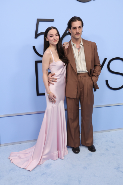 Clique para ver imagem em tamanho real
==============
maneskingallery_2842729.jpg maneskingallery_2842729.jpg