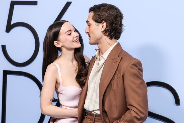 Clique para ver imagem em tamanho real
==============
maneskingallery_2846729.jpg maneskingallery_2846729.jpg