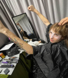 FdclcelXEAE8kmt.jpg