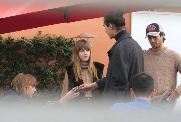 Clique para ver imagem em tamanho real
==============
2021-12-05_00_00_00_9.jpeg 2021-12-05_00_00_00_9.jpeg